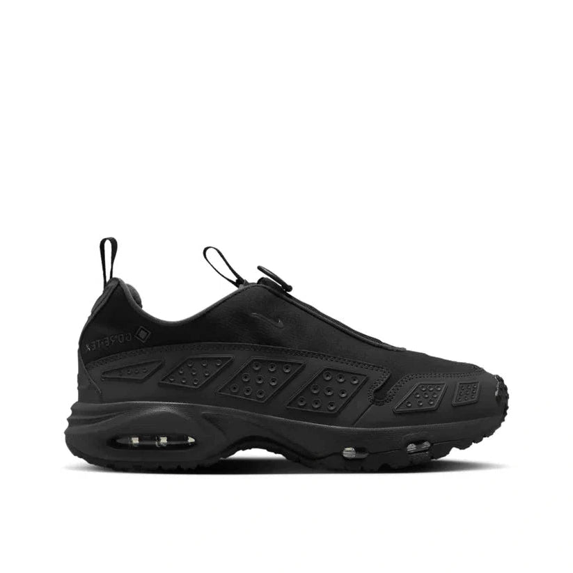 NIKE AIR MAX SNDR GORE-TEX "Triple Black" Sneakers