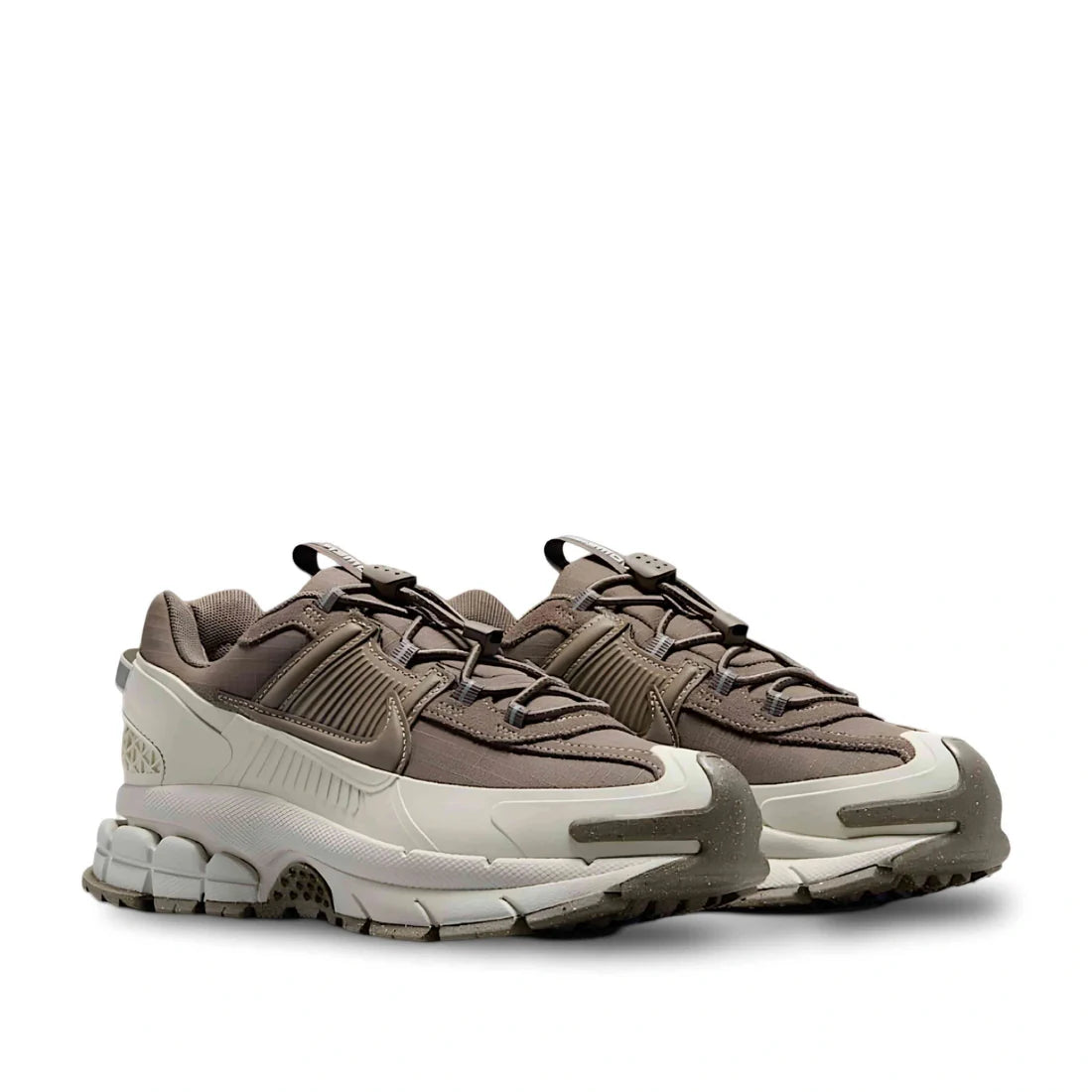 NIKE ZOOM VOMERO ROAM WINTERIZED "Light Bone/Brown" Shoes