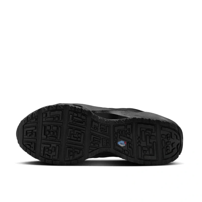 NIKE AIR MAX SNDR GORE-TEX "Triple Black" Sneakers