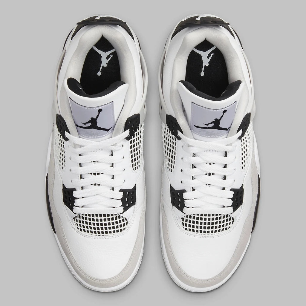 AIR JORDAN 4 'Military Black' Foreverdrip