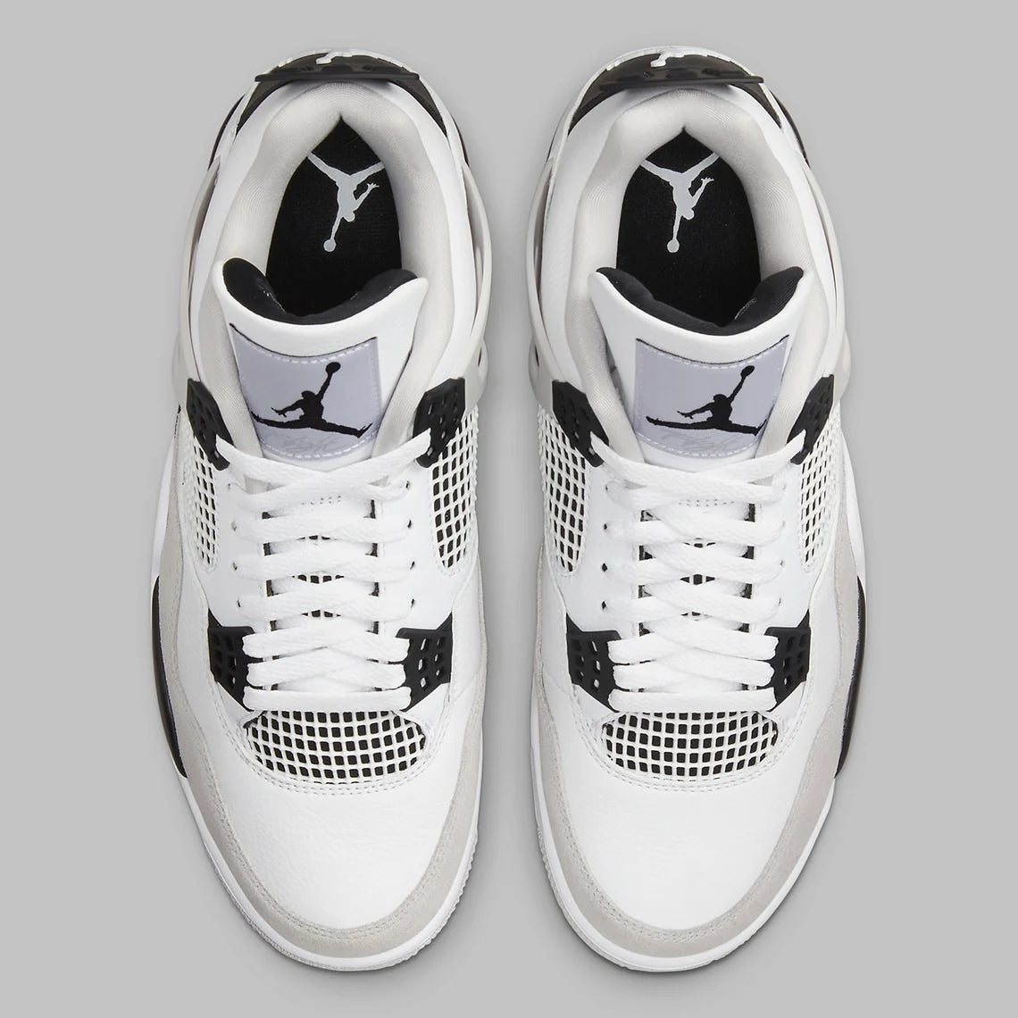 AIR JORDAN 4 'Military Black' Foreverdrip